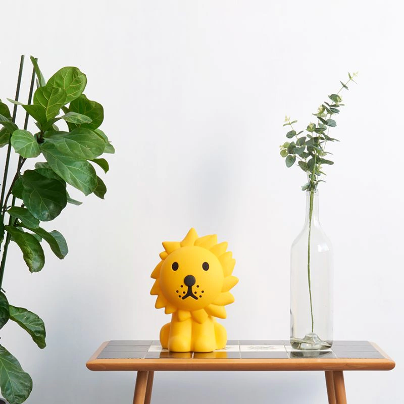 Mr maria lion shop lamp